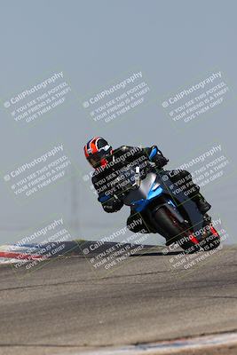 media/May-22-2023-Fastrack Riders (Mon) [[ae7626d9d8]]/Level 2/1230pm (Outside Grapevine)/